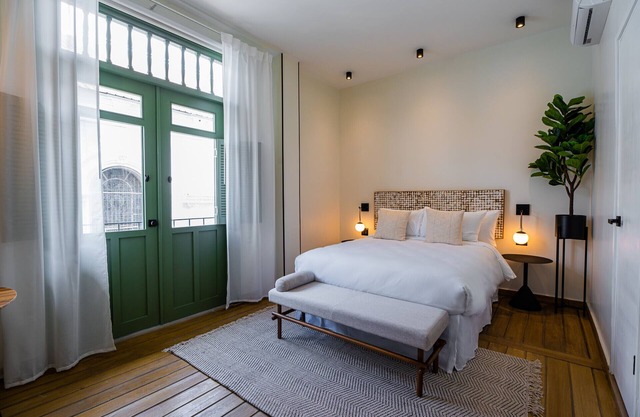 Incredible design studio with pool, rooftop and patio in Boutique Hotel Mari6