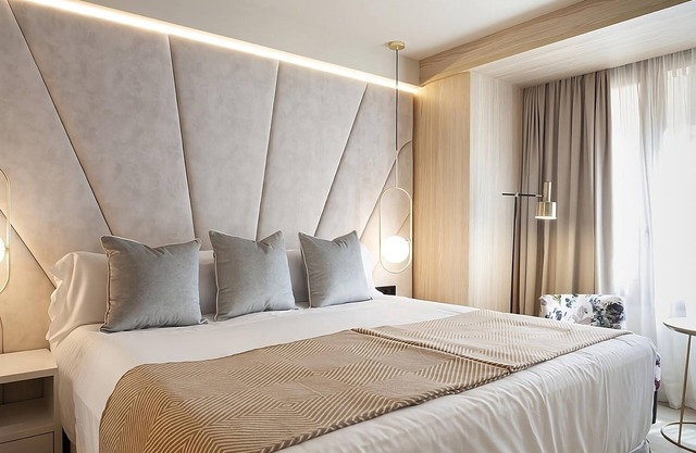 Indulge in Amazing Views! 3 Family-friendly Units Near Palma Aquarium!