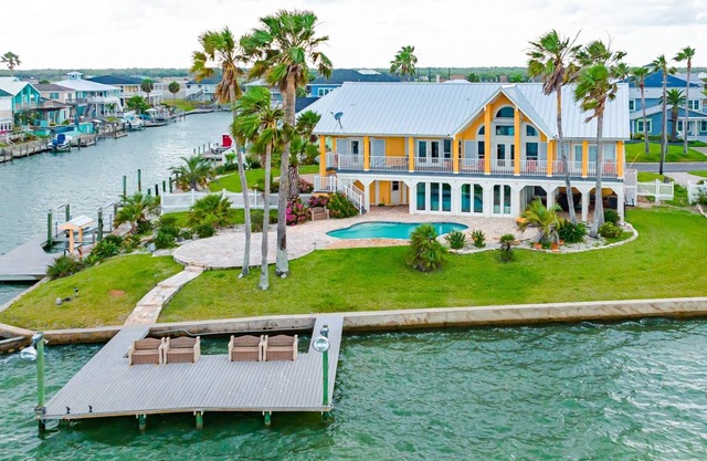 Intracoastal Paradise