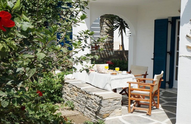 Ioanna Apartments