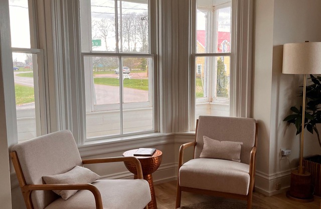 Irish Point - Top Floor Pivate Room with Ensuite
