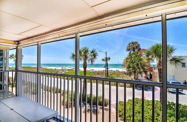 Island Beach Club 21 - Anna Maria Island - Condo 2 Bedroom/2 Bath gulf.