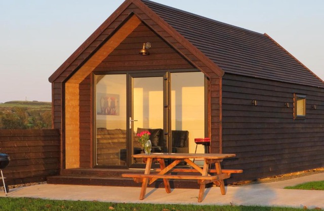 Islandcorr Farm Luxury Glamping Lodges and Self Catering Cottage, Giant's Causeway
