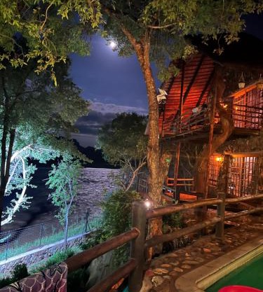 JakkalsDraai River Bush Lodge