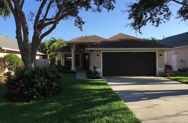 “JANUARY 2026 Now Available!” 5⭐️ LUXURY BEACH VILLA with SECLUDED POOL+HOT TUB