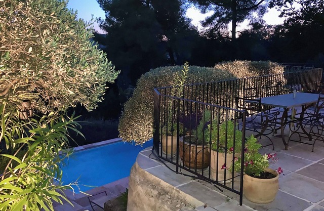 JdV Holidays Villa Citronnier, partial A/C, pool and superb views to sea