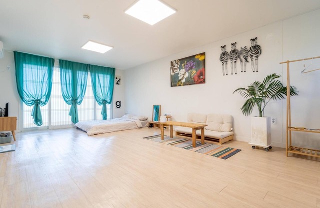 Jeju Dalbam Pension