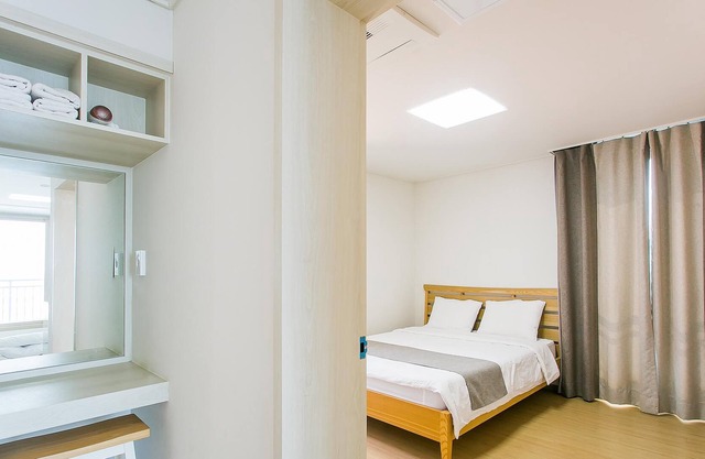 Jeju Kwakjigillgaon Pension