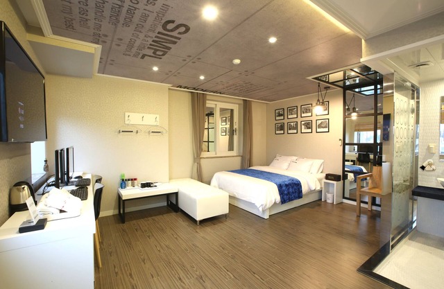 Jeju Lux Hotel