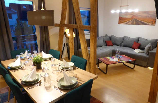 Jena City Apartment, Balkon, sonnig, Wifi, Parkplätze, Nähe Zentrum