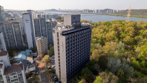 JK Blossom Hotel