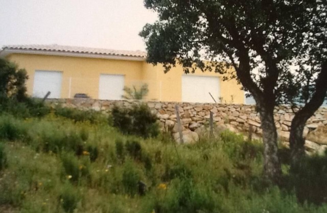 Jolie Villa for 6 guests near to the sea and the mountain.