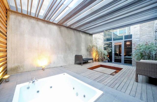 JS Boutique Hotel