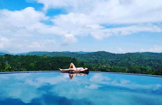 Jungle Edge Resort