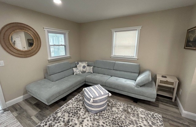 Just renovated 3-bedroom house in Bradley Beach 🐶WFH at the beach!