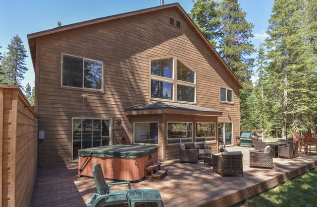 Kantor's Hideout by Tahoe Mountain Properties