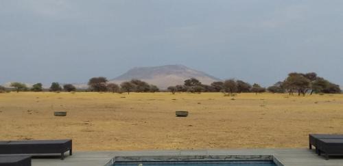 Kareefontein 8 Bedroom Lodge IKH1