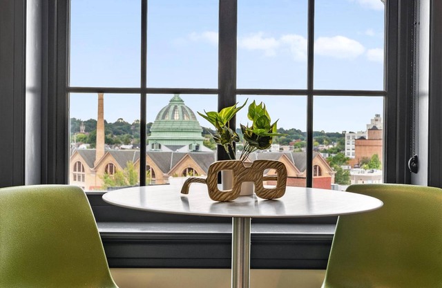 Kasa Classic Studio Inviting Neighborhood Exciting Sights The Maverick