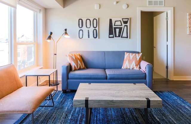 Kasa | Work Friendly + Fast WiFi | Minneapolis