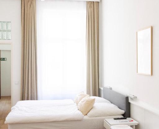 KIBI Rooms self check-in