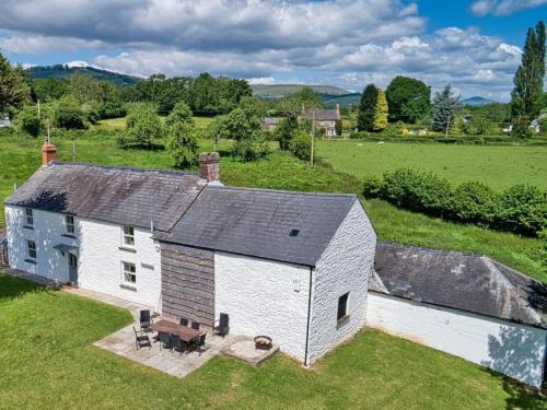 Kiln Farm, a Canal side retreat