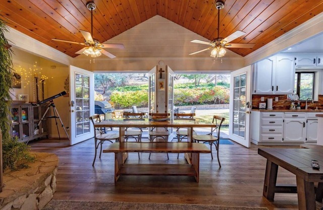 Kindred Spirits Lodge near Yosemite & Bass Lake!