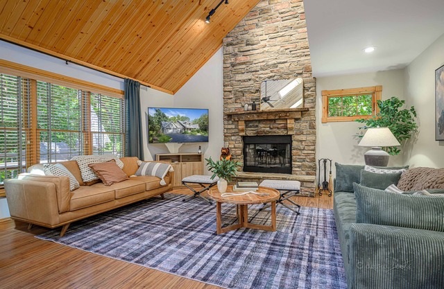 King Bed : Deck w/Grill : Fireplace : Smart TVs : Pool + Gym Access : EV level 2