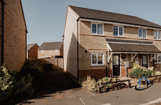 King bed, pets, corporates, parking x2, fast wifi