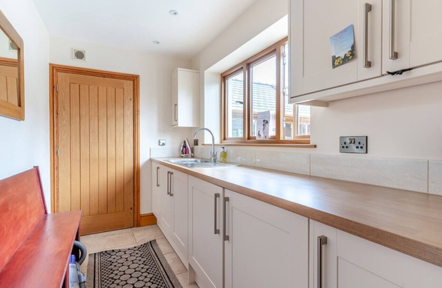 King Offas Lodge - Four Bedroom House, Sleeps 8
