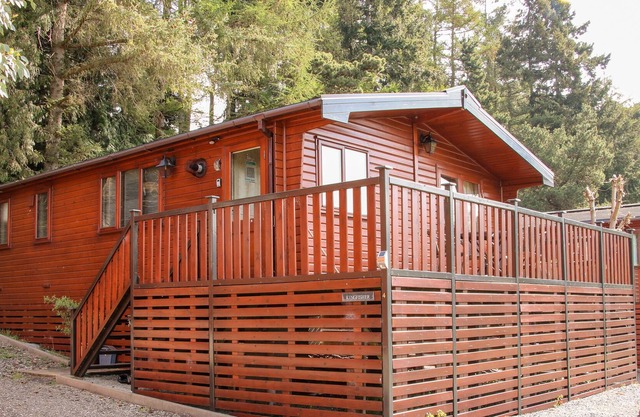 KINGFISHER LODGE, with a garden in Bridgnorth