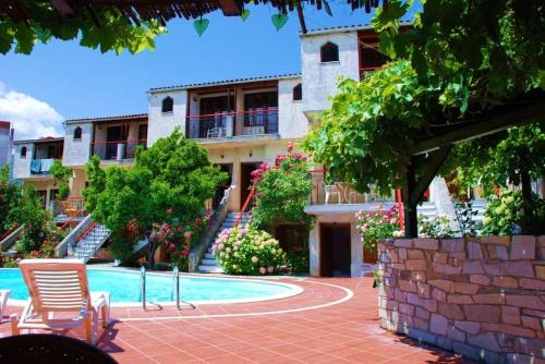 Kipos Hotel