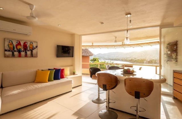 KK 102 Villa, Acogedor Condo con vista al mar en Playa la Madera