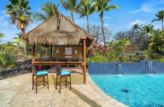 Koana's Ocean Hale Onsite Pool