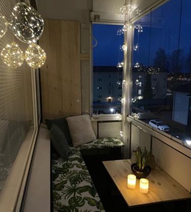 Kodikas parvekkeellinen kaksio omalla parkkipaikalla