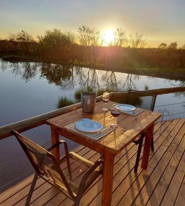 Kolobe Luxury Glamping Safari Tent