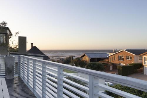 Korhaan House by Host Agents