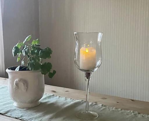 Koselig gammelt hus på gård