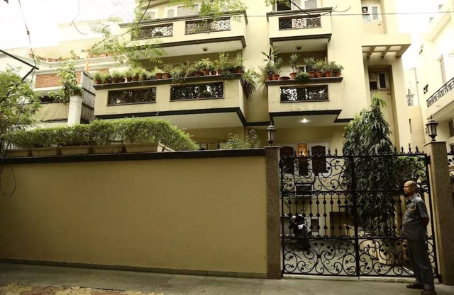 Kuvera Homestay/Fully Serviced Apartment in the heart of South Delhi!
