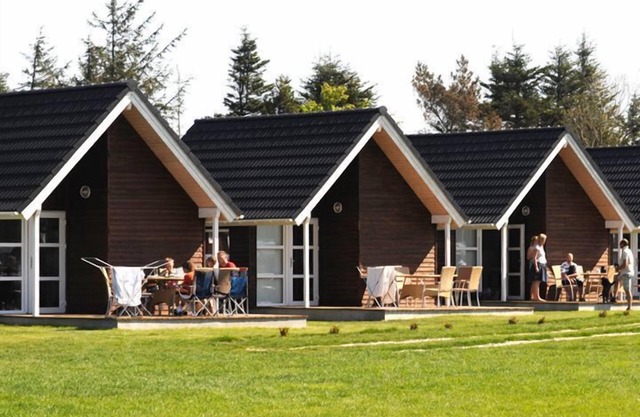 Løkken Klit Camping & Hytteby - Campground