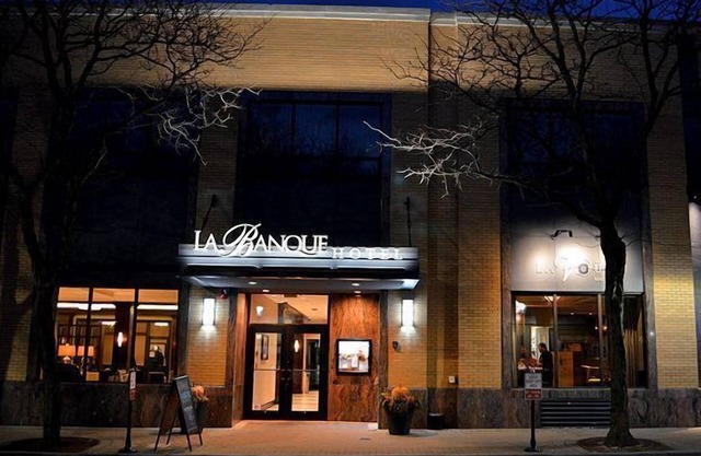 La Banque Hotel