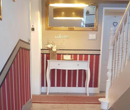 LA Boutique House