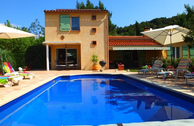 La Casa Assolellada, Detached Villa in quiet location with private pool