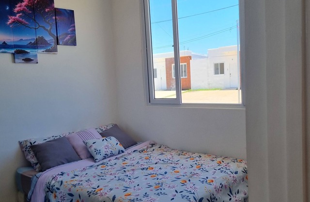 La casa de las rosas es propieda moderna y elegante en residencial sereana