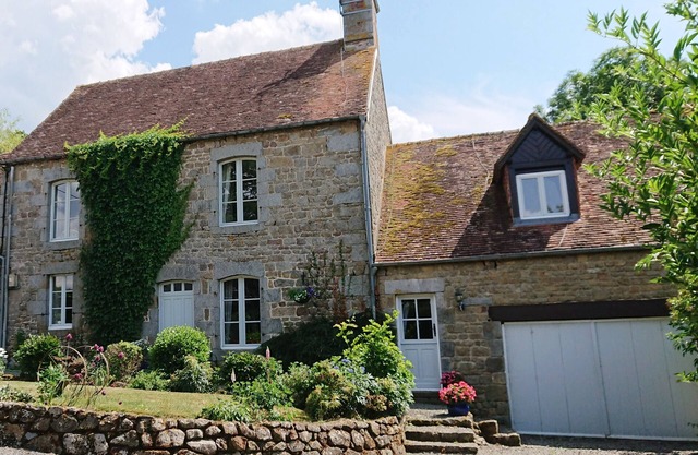 La Drutière Farmhouse is a beautiful rural gem,w/pool