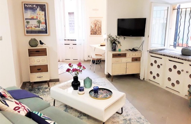 LA FONTAINE AP4355 By Riviera Holiday Homes