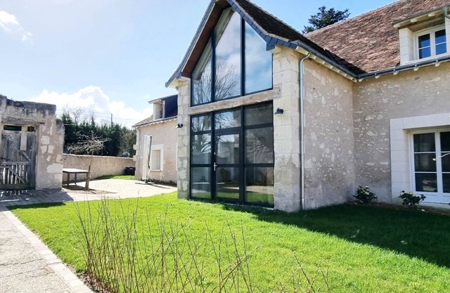 La Grange à Porteau French country mansion holiday 4*