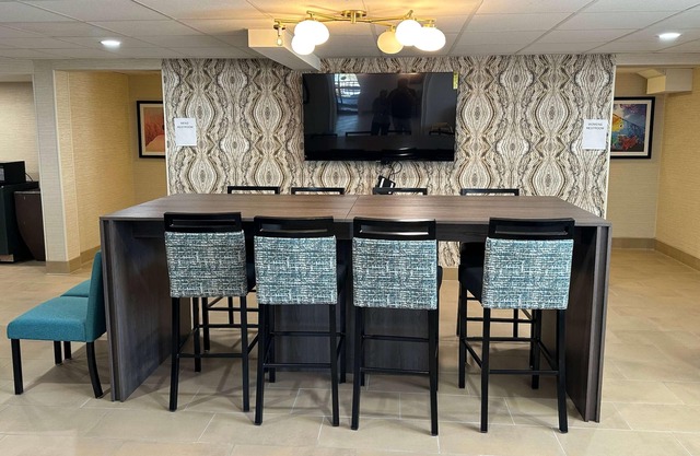 La Quinta Inn by Wyndham Albuquerque Airport