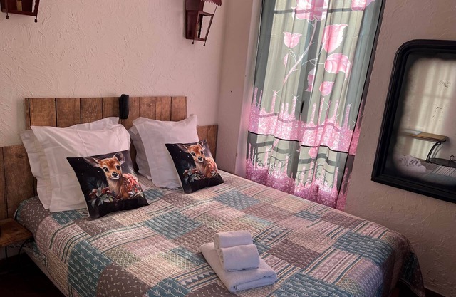 LA Villa Roseraie , Hotel Familial Ouvert Toute L Annee Animaux Acceptes