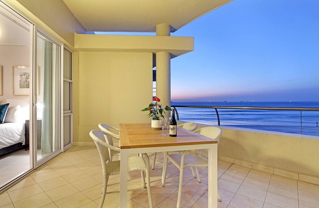Lagoon Beach 202 - Two Bedroom Apartment, Sleeps 4