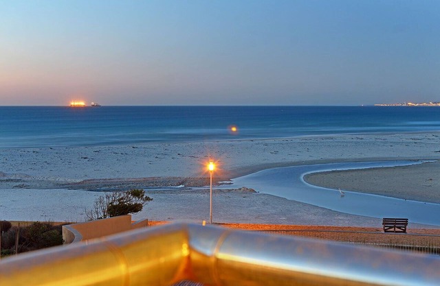 Lagoon Beach 231 - Two Bedroom Apartment, Sleeps 4